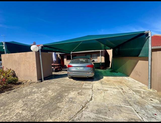 2 BEDROOM TOWNHOUSE FOR SALE IN HEADLANDS